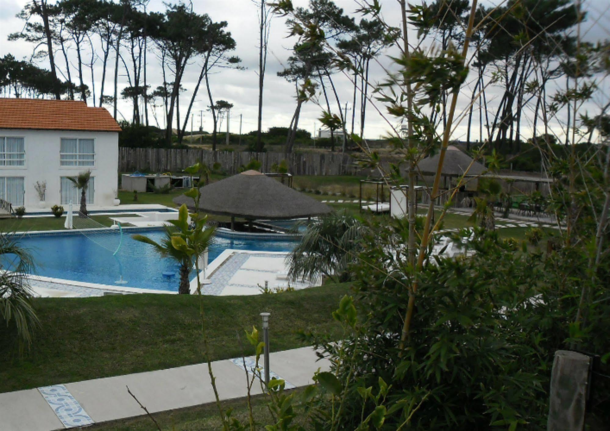 Punta del Este Arenas Hotel Chihuahua Exterior foto